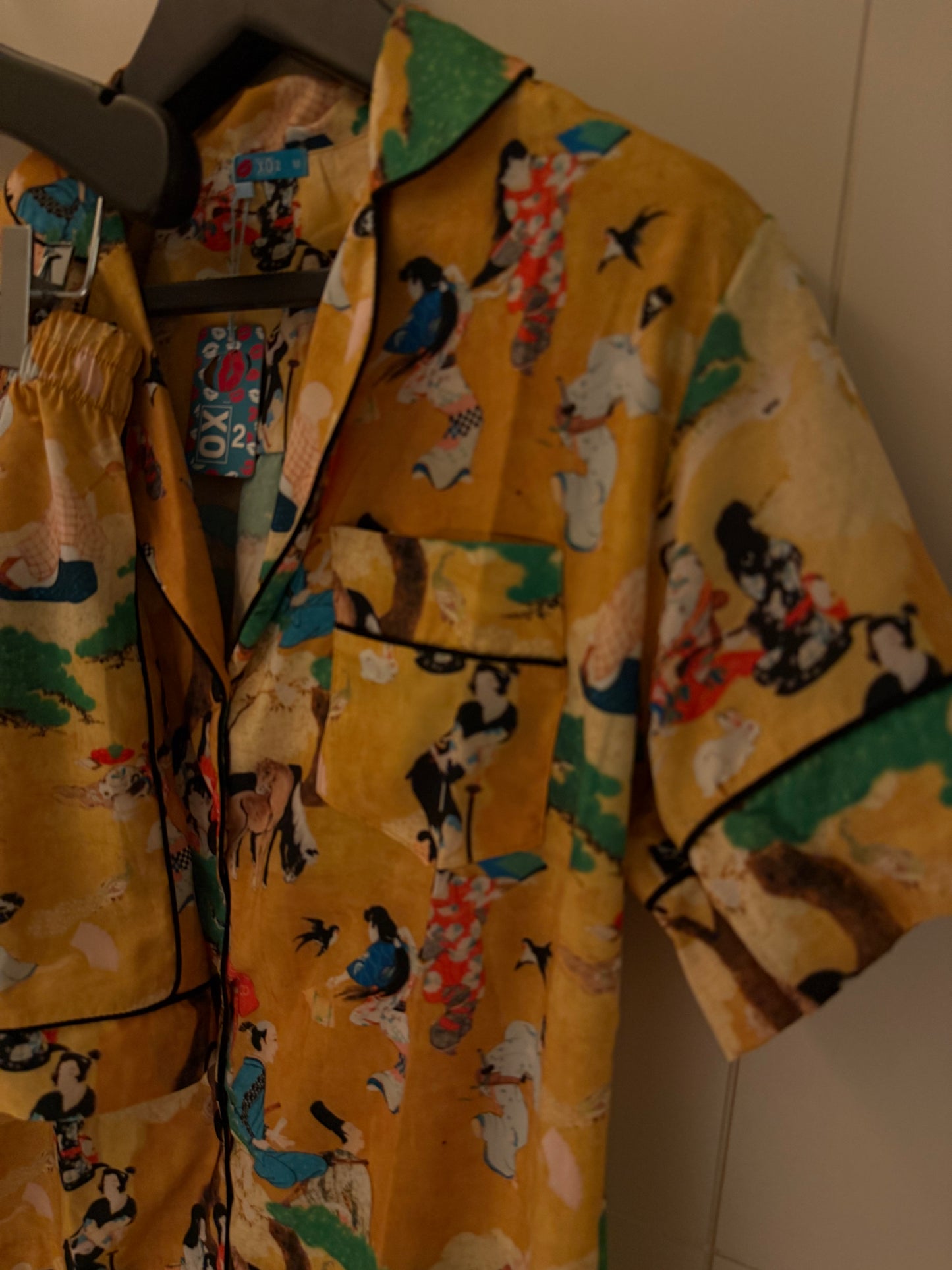 The Golden Geisha Short Set