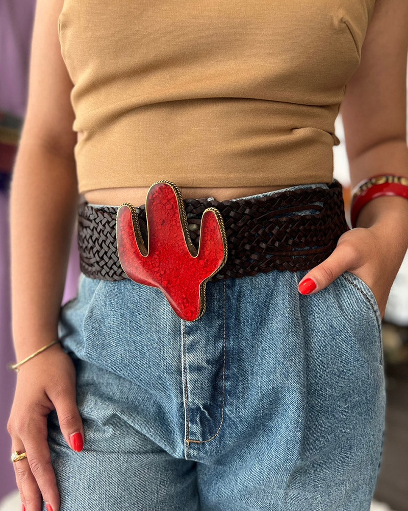 BUCKLES BELT